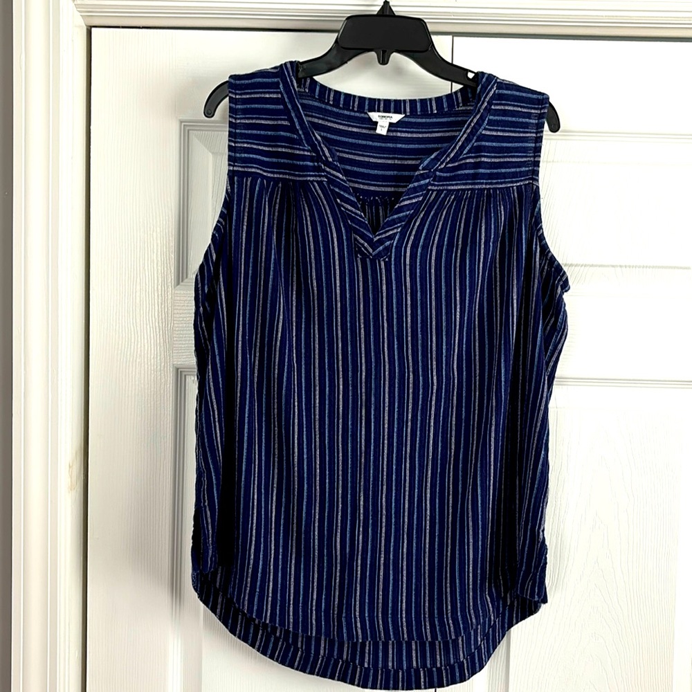 SONOMA CHAMBRAY SLEEVELESS TOP-Navy Blue w/light blue & white stripes Size L